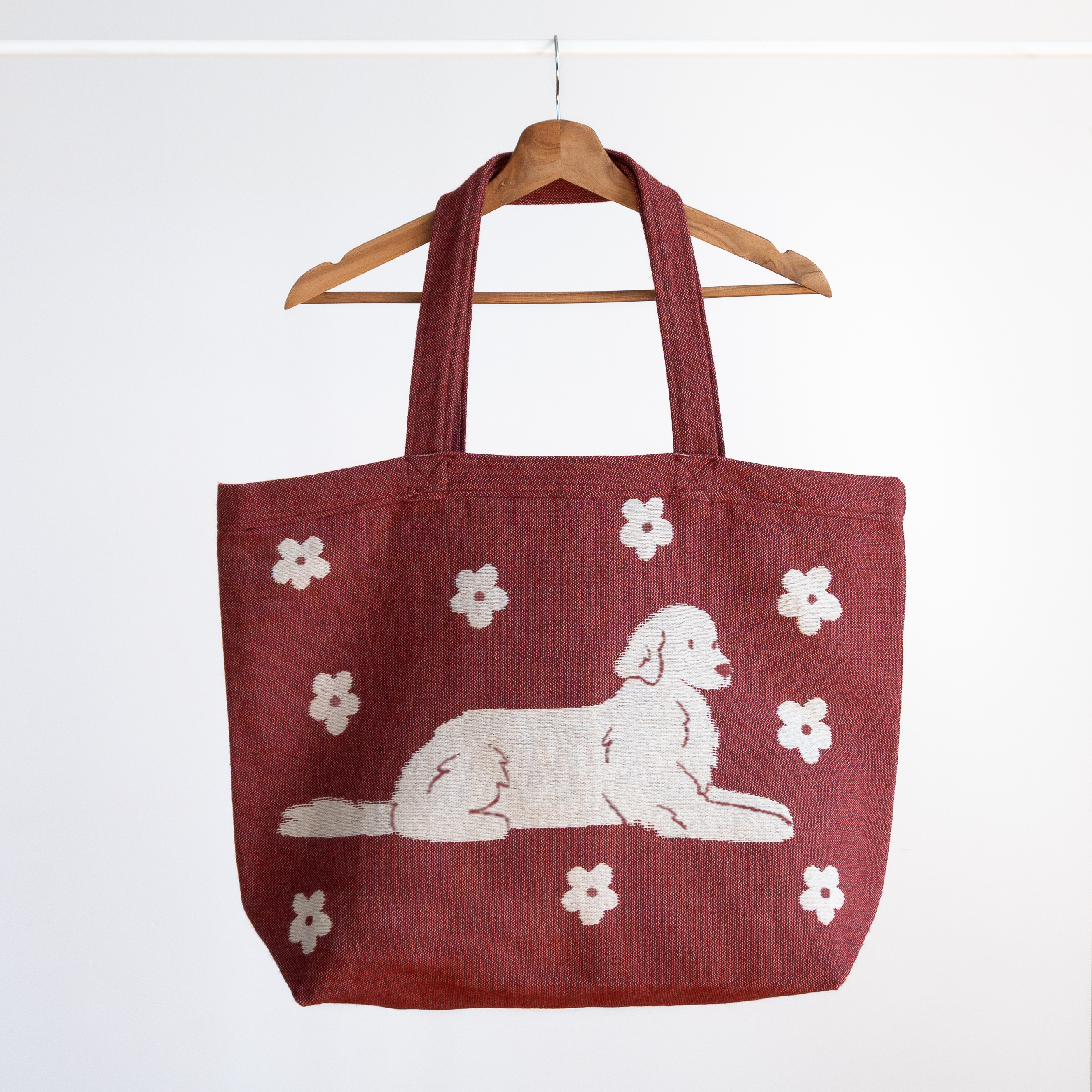 Torba Golden w Kwiatki – żakardowa torba eddo z wizerunkiem golden retrievera wśród kwiatów